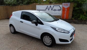 2014 Ford Fiesta full